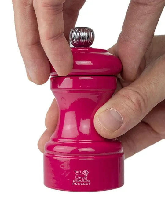 Peugeot Saveurs Bistro Moulin à poivre manuel en bois laqué, rose bonbon, 10 cm - 4" -> Idées Cadeaux -50€|Envie De Couleurs