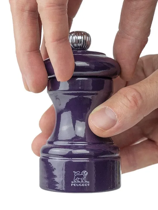 Peugeot Saveurs Bistro Moulin à sel manuel en bois laqué, , 10 cm - 4" -> Moulins À Sel Et Salières