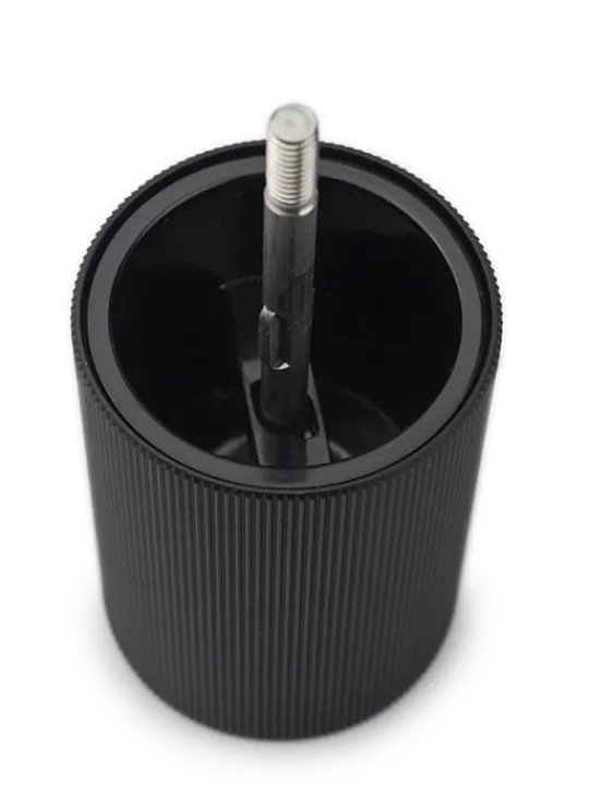 Peugeot Saveurs Line Moulin à poivre manuel en bois et aluminium noir mat, 12 cm - 4,75in -> Envie De Design|Moulins À Poivre