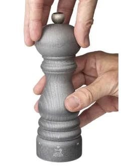 Peugeot Saveurs Paris u'select Moulin à poivre manuel u'select en bois, graphite light, 18 cm - 7in -><noscript><img width=